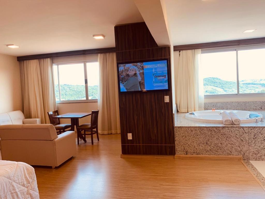 Hotel Mirante Sao Bras São Brás do Suaçuí Exteriér fotografie
